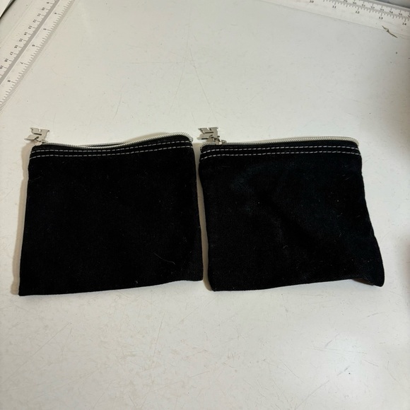 🛍️3/$30 Kiehl’s black zippered cosmetic travel pouch bag - Picture 4 of 12